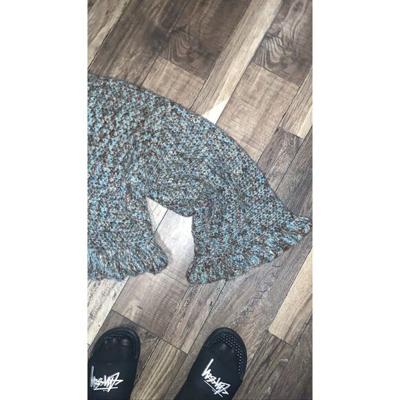 hand knit chunky boho y2k anthropologie style ruffle free people style crochet - Picture 5 of 5